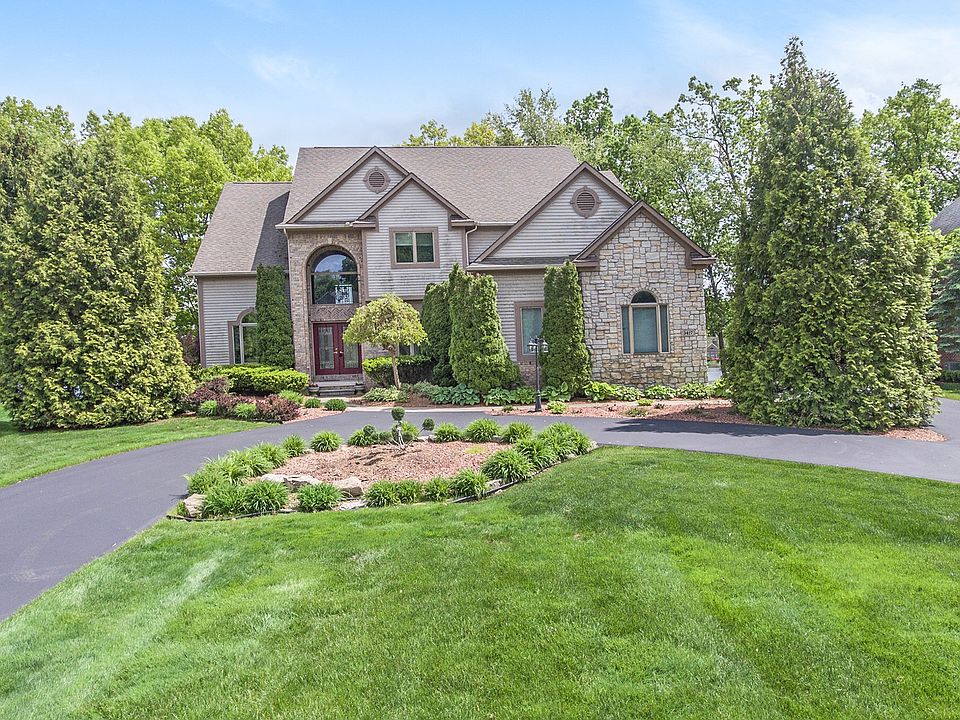 1st image of 3417 Lakewood Shores Dr