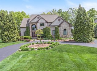 3417 Lakewood Shores Dr, Howell, MI