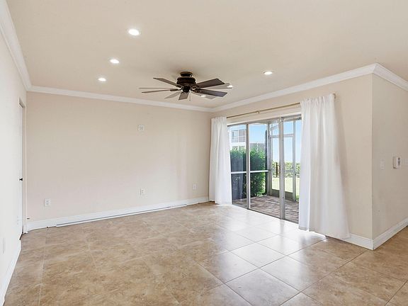 4th image of 12370 Alternate A1a M5 Cabana Colony #M5