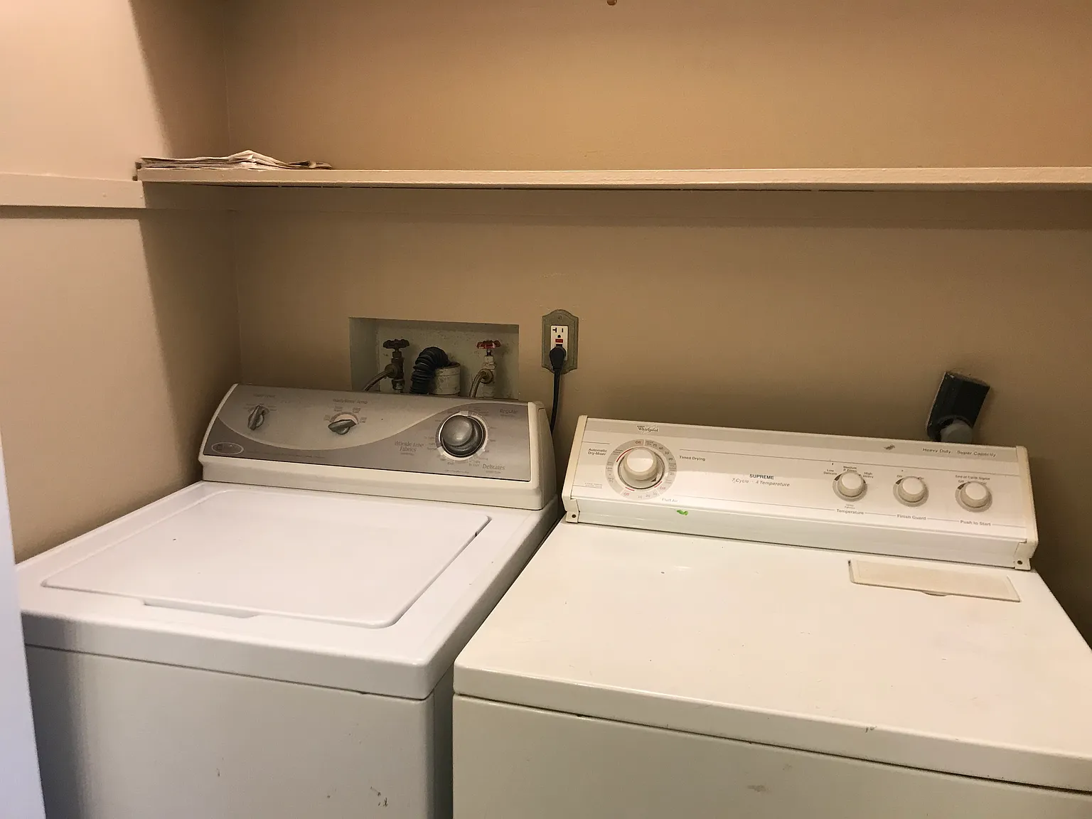 2 bed, 900 sqft, $1,500 — Photo 2