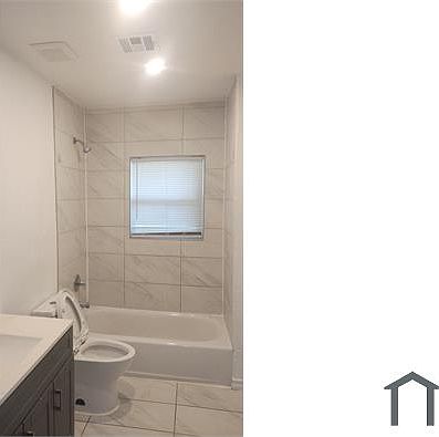 2nd image of 733 NW 91st St