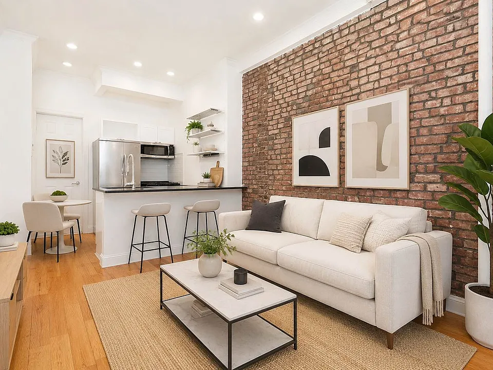 104 E 7th St #3