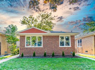 7632 Kenton Ave, Skokie, IL 60076