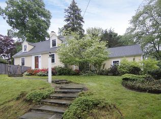 31 Simonds Rd, Lexington, MA 02420
