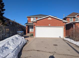 4679 Owl Cir, Mississauga, ON L4Z 2W8