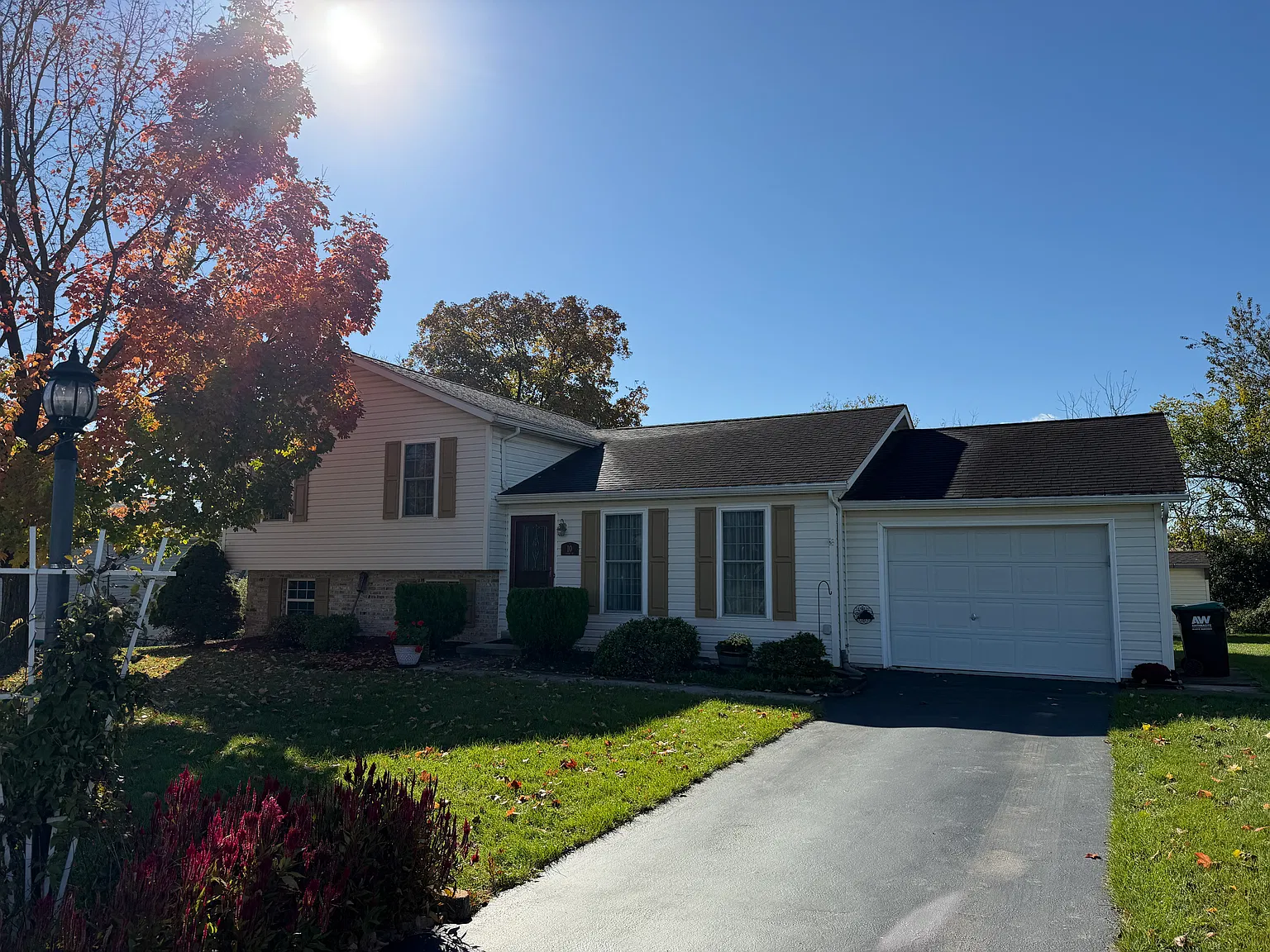 3 bed, 2000 sqft, $2,800 — Photo 1