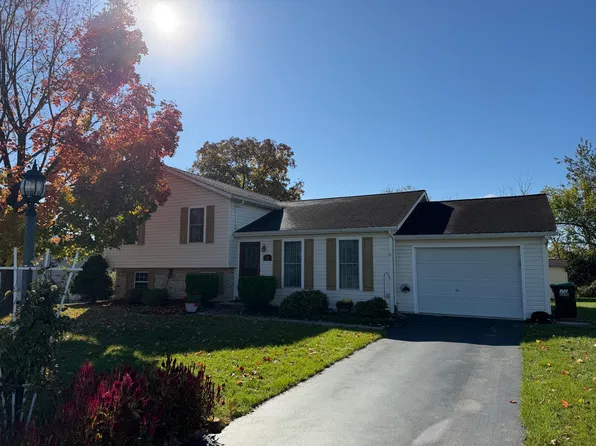10 Scenic Dr, Hanover, PA 17331