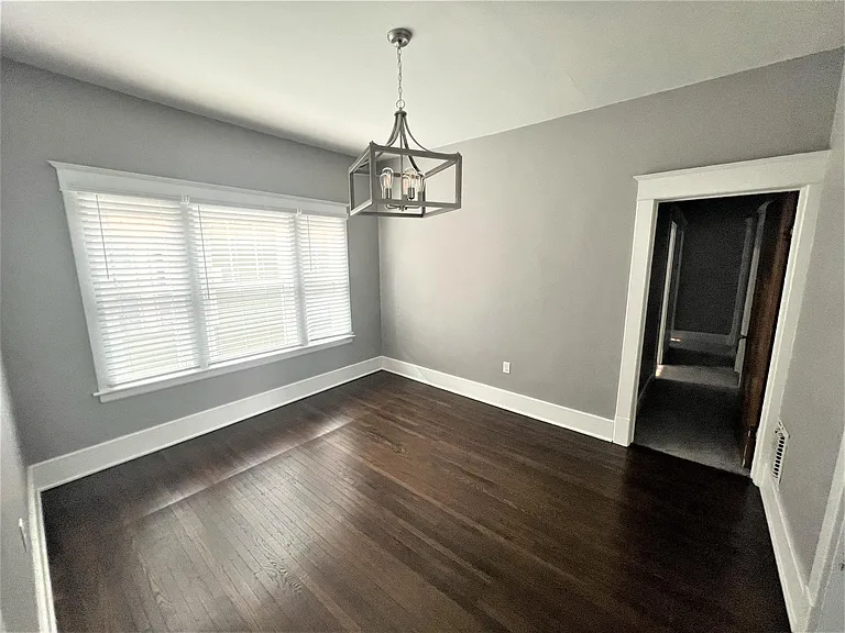 373 Linden Ave — Photo 5
