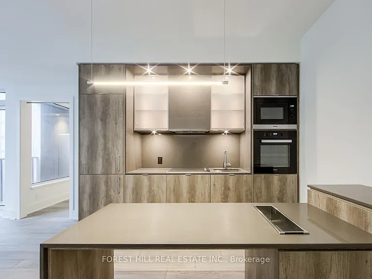 11 Yorkville Ave #2506 — Photo 6