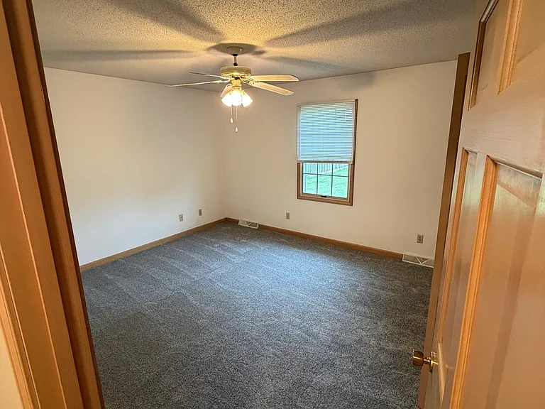 3120 Cascade Dr — Photo 5