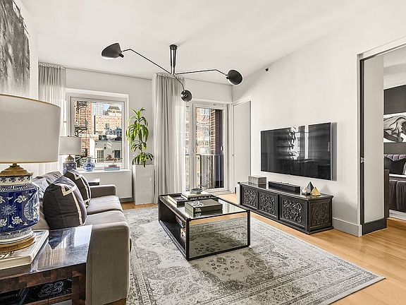 3rd image of 454 W 54th St APT 5G