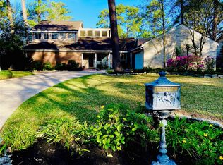 814 Lodgehill Ln, Houston, TX 77090