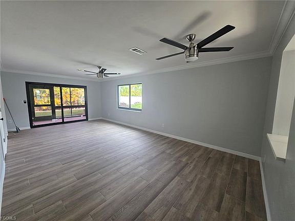 4th image of 1507 Cape Coral Pkwy W APT 6