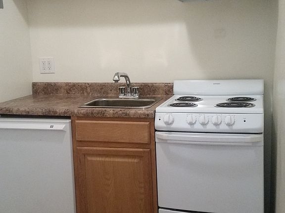 5th image of 154 E 79th St APT 4F