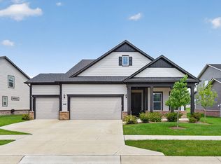 15773 Scher Dr, Westfield, IN 46074