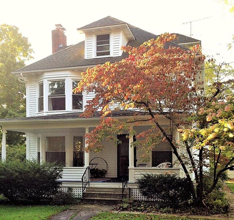 1st image of 255 E College St