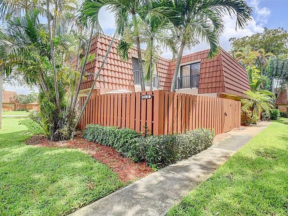3rd image of 3014 San Clara Dr #13-B