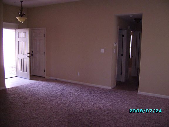 5th image of 115 Derby Shire Pl