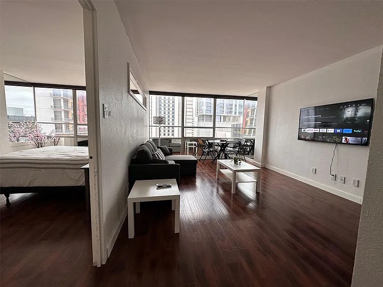 1800 Lavaca St #A-702 — Photo 7