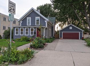 324 2nd St NE, Minneapolis, MN 55413