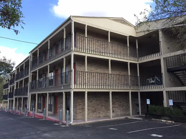 3000 Guadalupe St APT 106, Austin, TX 78705