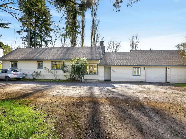 8642 Harvie Rd, Surrey, BC V4N 5X8