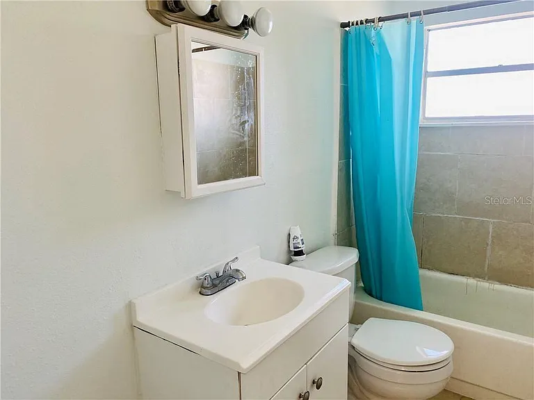 696 Michigan Ave #1-3 — Photo 7