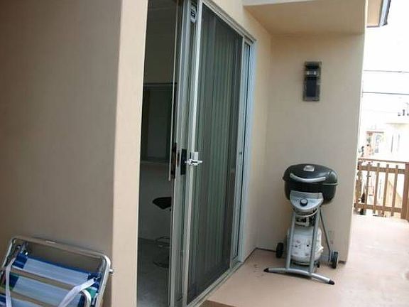 Entry patio off kitchen