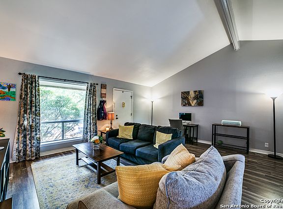 5th image of 9503 Powhatan Dr APT 304