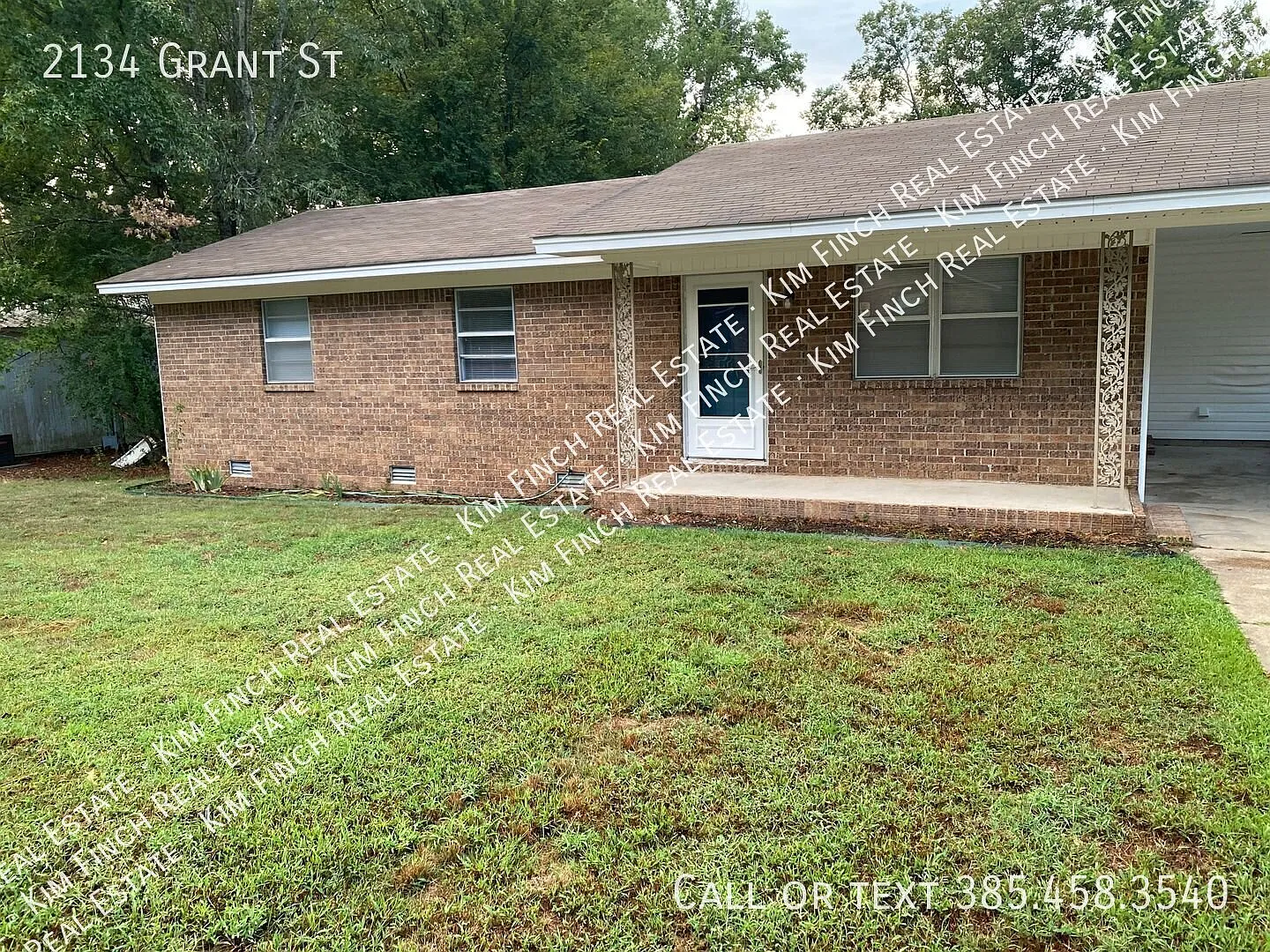 Newly remodeled 3 bedroom home in Malvern with HUGE perfect lot — Photo 1