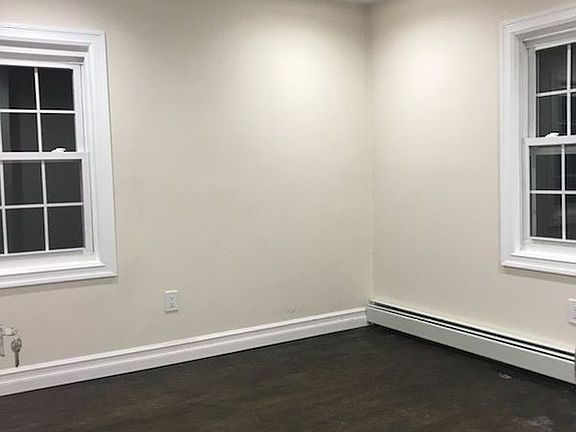 3rd image of 10465 212th St
