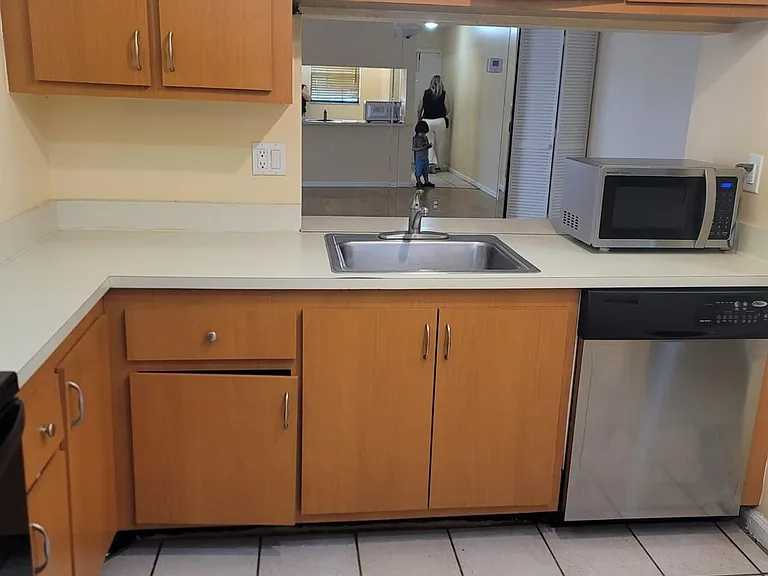 3531 NW 94th Ave #6B — Photo 3