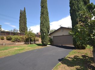 7105 Center St, Highland, CA 92346