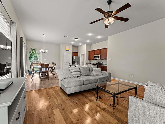 3rd image of 12805 Fairwood Ct