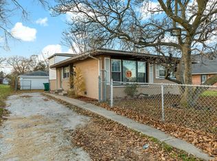 15326 7th Ave, Phoenix, IL 60426