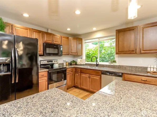3716 SW 328th Place, Federal Way, WA 98023