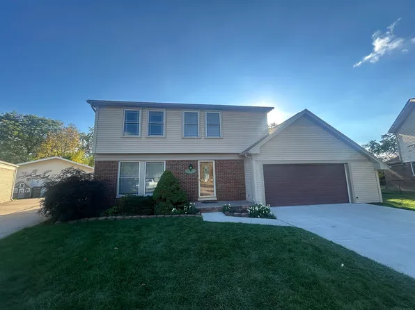 41571 Westmeath Cir, Clinton Township, MI 48038