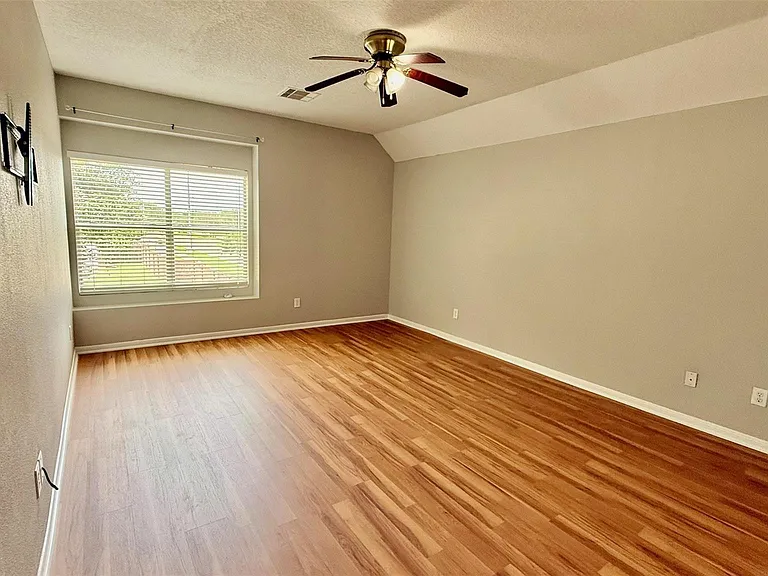19503 Narcissus Brook Ln — Photo 14