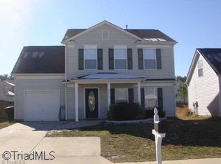 4716 Chestfield Ln, Greensboro, NC 27407