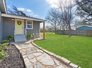 2325 Chapel Ln, Cleburne, TX 76031