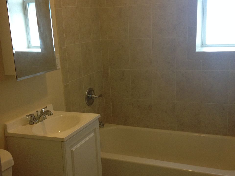 2nd image of 30 W Harriet Ave APT B1