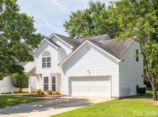 411 Carlisle Dr, Indian Trail, NC 28079