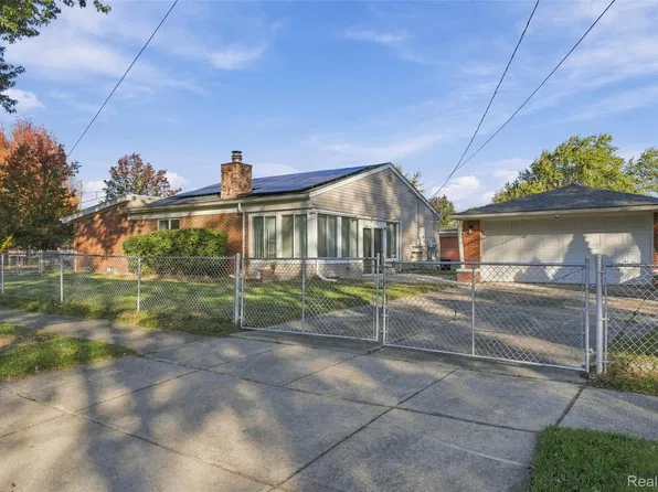 8361 Gulley St, Taylor, MI 48180