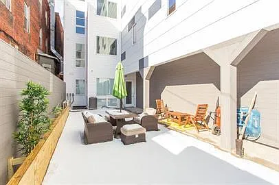2207 N Broad St — Photo 11