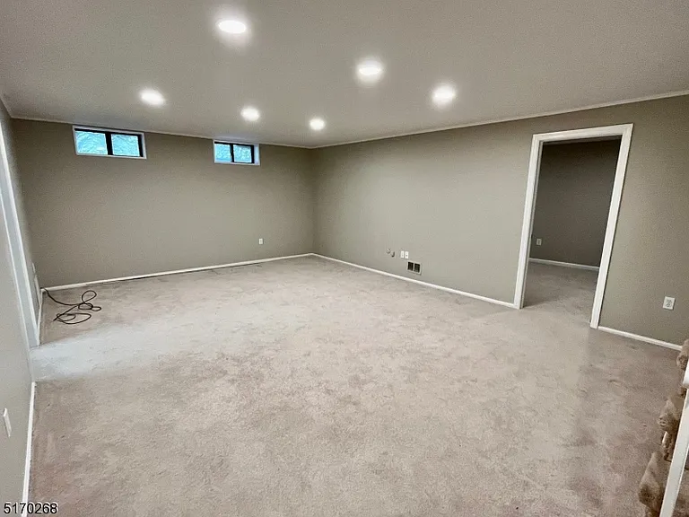 28 Brandywyne Dr — Photo 14