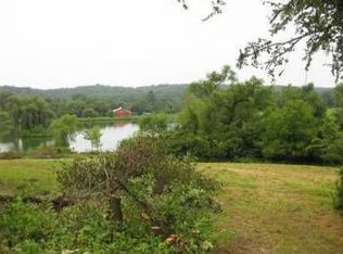 9100 Horseshoe Ct, Cedar Rapids, IA 52411