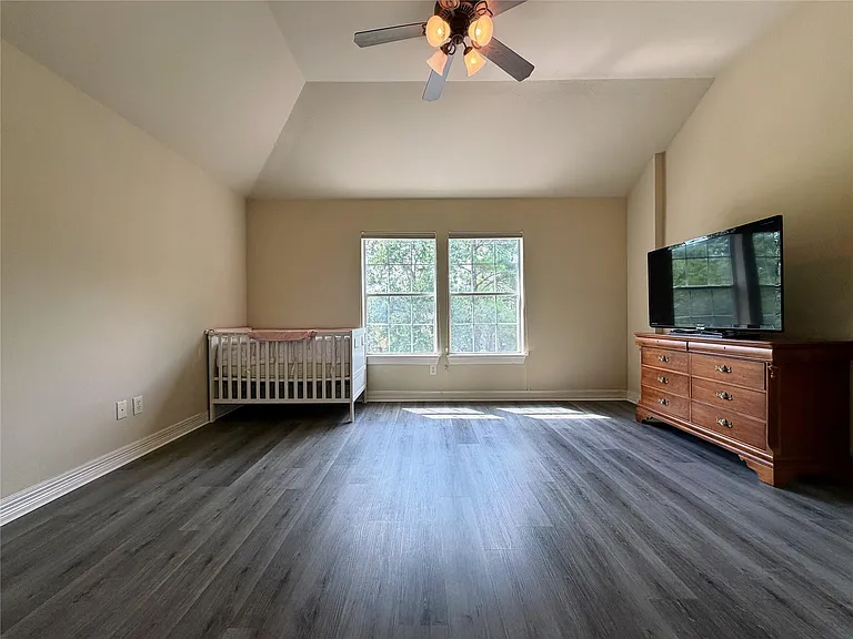 4702 Payton Chase Ln — Photo 34