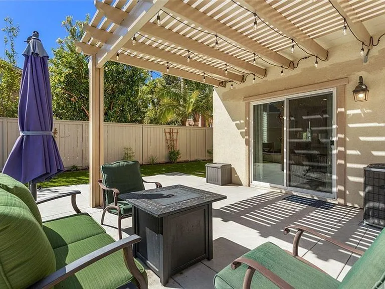 22 Fieldhouse — Photo 34