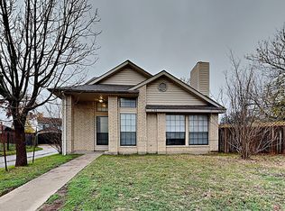 2703 Oak Bend Ln, Dallas, TX 75227