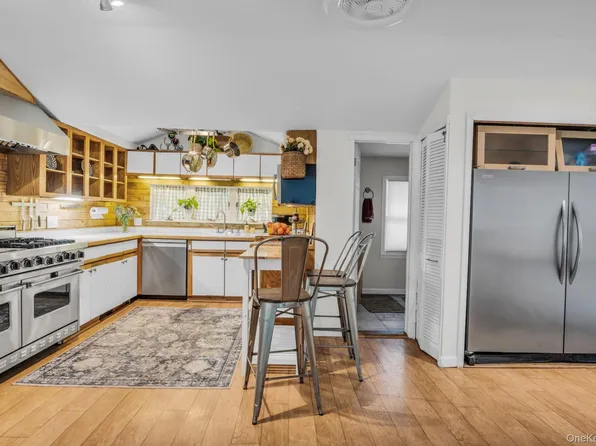 64 Sally Lane, Ridge, NY 11961